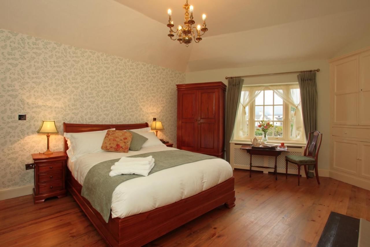Отели типа «постель и завтрак» Corrib House Guest Accommodation Голуэй-4
